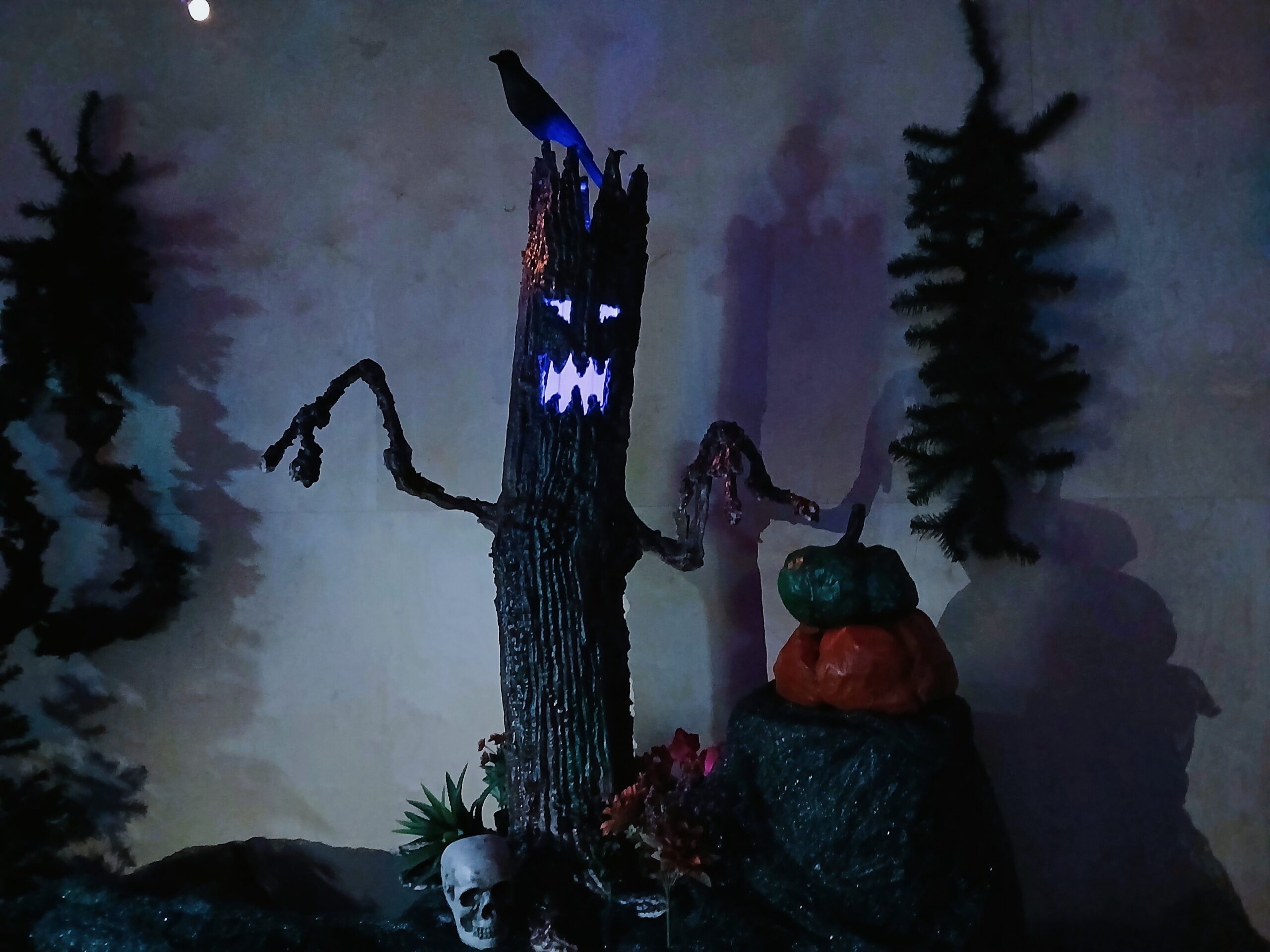 Halloween Tekniikan museossa – Ihan pimeetä tekniikkaa