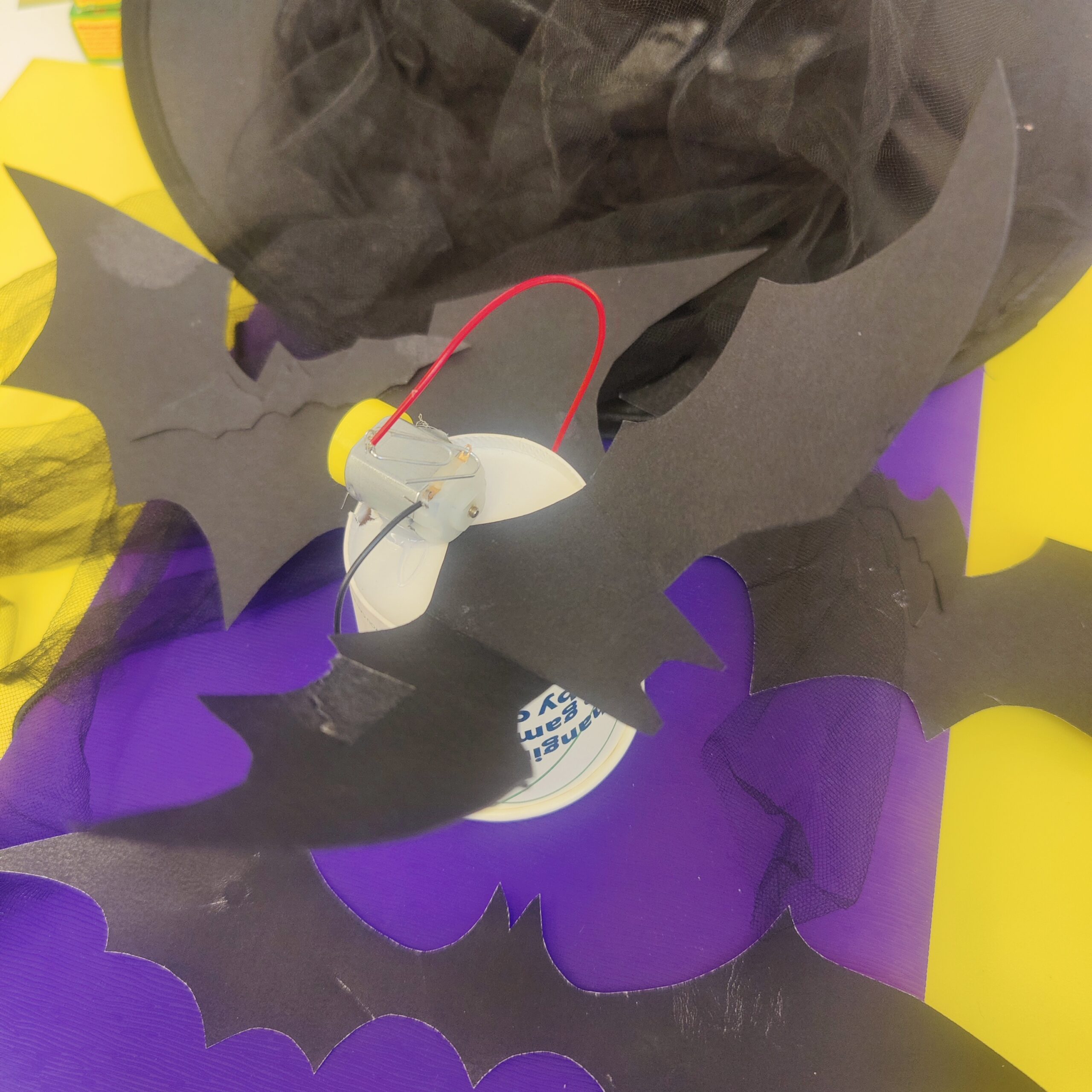 Marraskuun yleisötyöpaja: Sähkölepakko