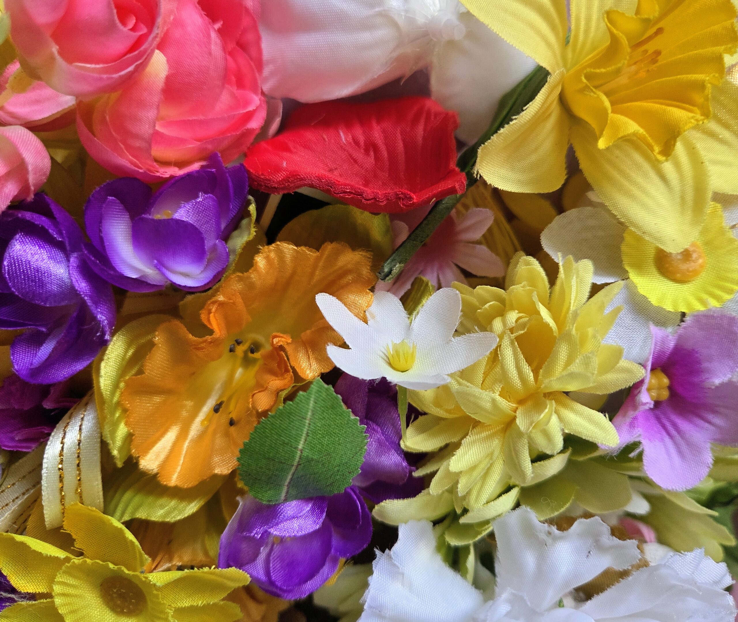 Äitienpäivän kukkaveistos